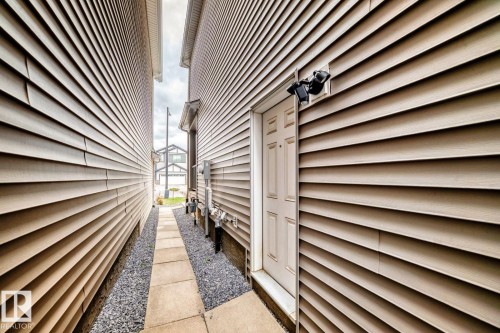 17764 73 Street Nw, Edmonton, AB - Outdoor