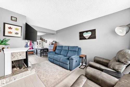 #30 1651 46 St Nw, Edmonton, AB 