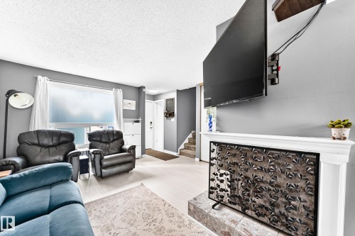 #30 1651 46 St Nw, Edmonton, AB 