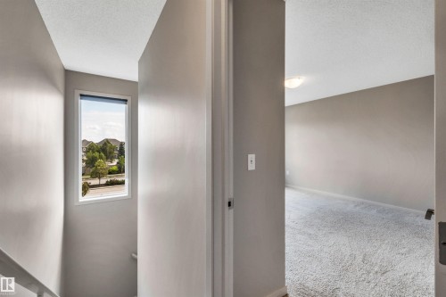 #33 1816 Rutherford Rd Sw, Edmonton, AB - Indoor Photo Showing Other Room