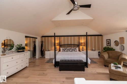 #304 14 Mission Av, St. Albert, AB - Indoor Photo Showing Bedroom