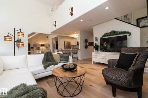 #304 14 Mission Av, St. Albert, AB - Indoor Photo Showing Living Room