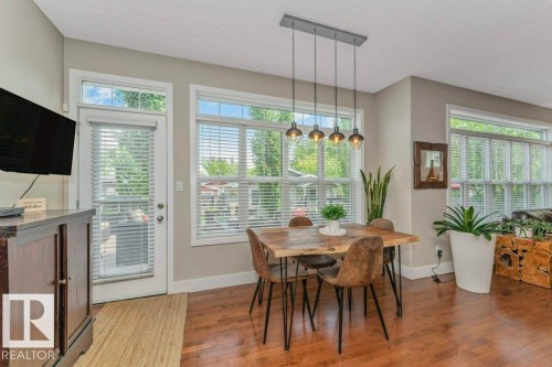 11009 131 Street Nw, Edmonton, AB - Indoor Photo Showing Dining Room