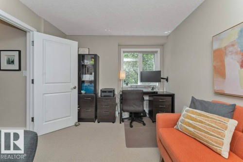 11009 131 Street Nw, Edmonton, AB - Indoor Photo Showing Office
