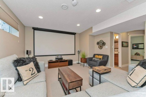 11009 131 Street Nw, Edmonton, AB - Indoor