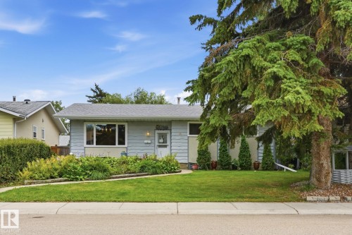 14 BRAMPTON Street   Spruce Grove, AB T7X 1G1