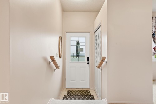 14 Brampton Street, Spruce Grove, AB - Indoor Photo Showing Other Room