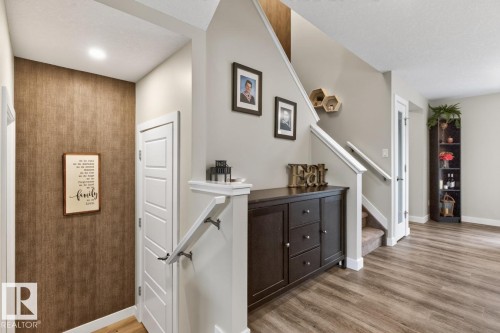 384 Stout Lane, Leduc, AB - Indoor Photo Showing Other Room