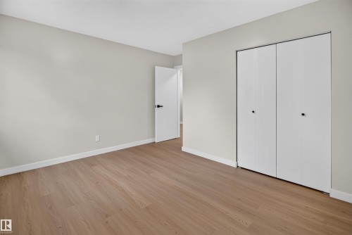 #305 11907 81 St Nw, Edmonton, AB - Indoor Photo Showing Other Room