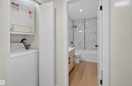 #305 11907 81 St Nw, Edmonton, AB - Indoor Photo Showing Laundry Room