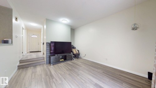 #45 4403 Riverbend Rd Nw, Edmonton, AB - Indoor Photo Showing Other Room