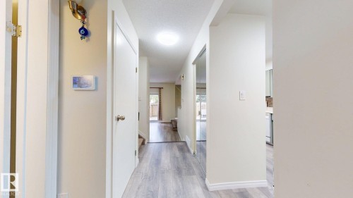#45 4403 Riverbend Rd Nw, Edmonton, AB - Indoor Photo Showing Other Room