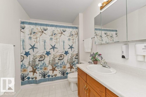 #208 10421 42 Av Nw, Edmonton, AB - Indoor Photo Showing Bathroom