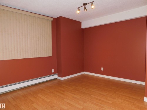 #601 9929 113 St Nw, Edmonton, AB - Indoor Photo Showing Other Room