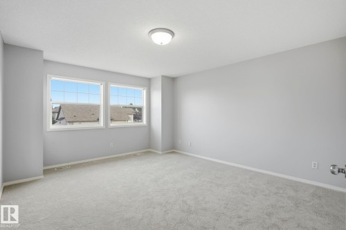 10719 8 Avenue Sw, Edmonton, AB - Indoor Photo Showing Other Room