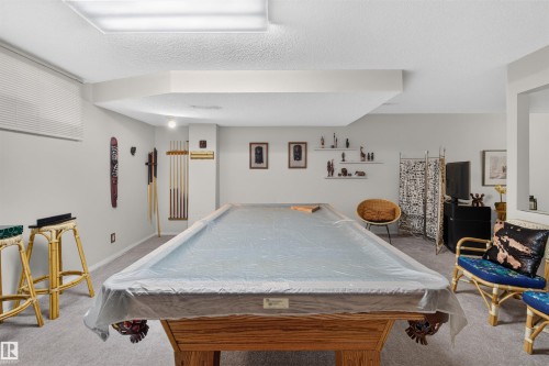 6503 88 Avenue Nw, Edmonton, AB - Indoor
