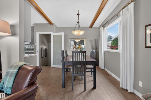 6503 88 Avenue Nw, Edmonton, AB - Indoor Photo Showing Dining Room