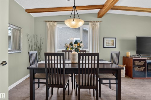 6503 88 Avenue Nw, Edmonton, AB - Indoor Photo Showing Dining Room