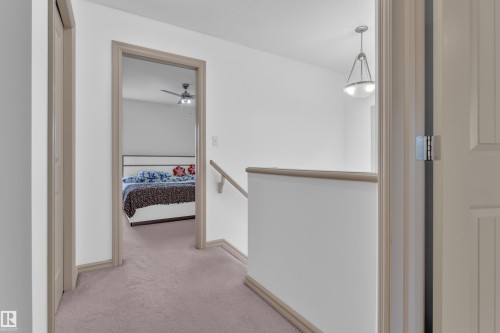 Image quality insufficient for description - 7223 19A Avenue Sw, Edmonton, AB - Indoor Photo Showing Other Room