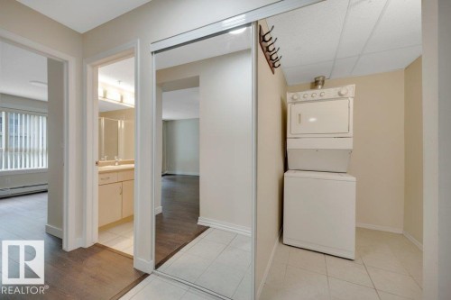 #122 17011 67 Av Nw, Edmonton, AB - Indoor Photo Showing Laundry Room