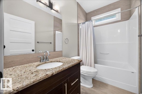 12126 47 Street Nw, Edmonton, AB - Indoor Photo Showing Bathroom