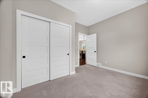 12126 47 Street Nw, Edmonton, AB - Indoor Photo Showing Other Room