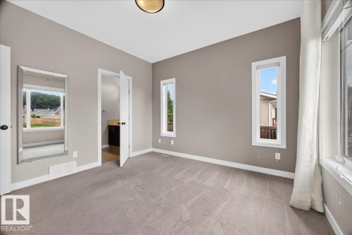 12126 47 Street Nw, Edmonton, AB - Indoor Photo Showing Other Room