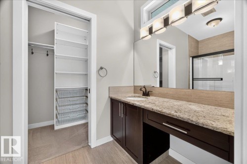 12126 47 Street Nw, Edmonton, AB - Indoor Photo Showing Bathroom