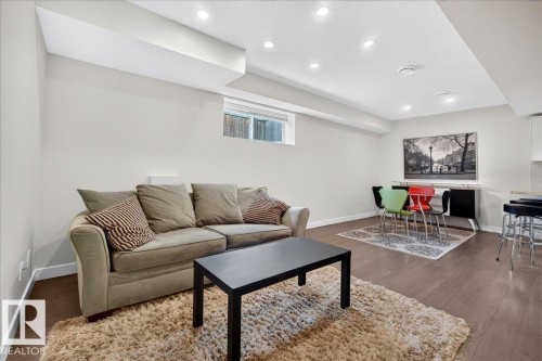 basement suite - 12126 47 Street Nw, Edmonton, AB - Indoor Photo Showing Living Room
