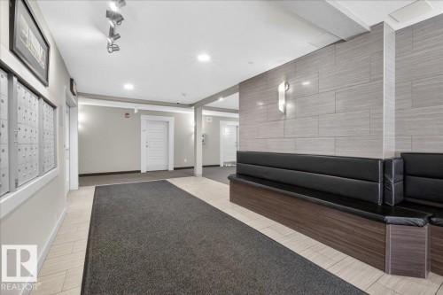 #123 6084 Stanton Dr Sw, Edmonton, AB - Indoor Photo Showing Other Room