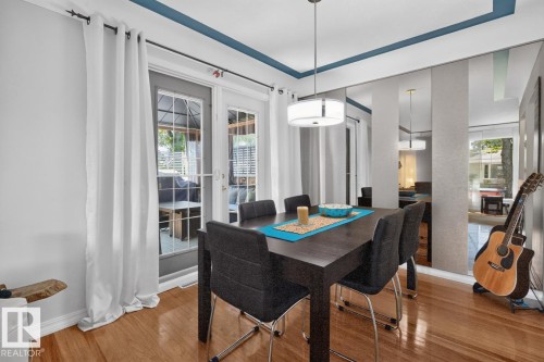 7724 97 Avenue Nw, Edmonton, AB - Indoor Photo Showing Dining Room