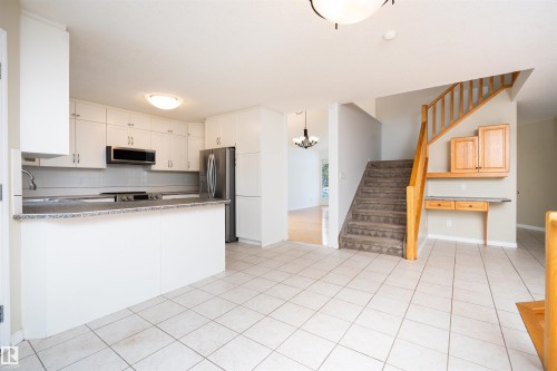 3811 44 Street Nw, Edmonton, AB - Indoor Photo Showing Kitchen
