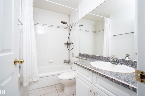 3811 44 Street Nw, Edmonton, AB - Indoor Photo Showing Bathroom