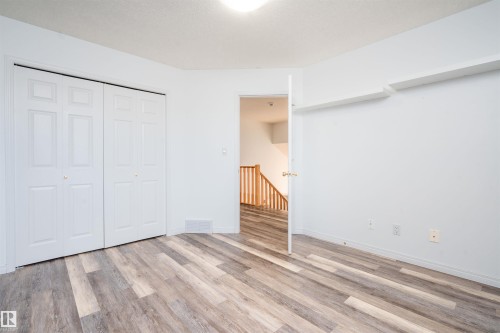 3811 44 Street Nw, Edmonton, AB - Indoor Photo Showing Other Room