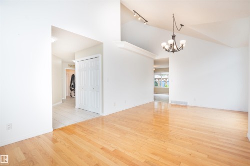 3811 44 Street Nw, Edmonton, AB - Indoor Photo Showing Other Room