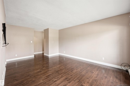#201 9725 82 Av Nw, Edmonton, AB - Indoor Photo Showing Other Room