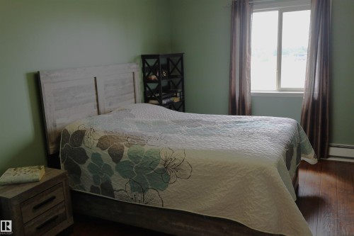 #415 12550 140 Av Nw, Edmonton, AB - Indoor Photo Showing Bedroom