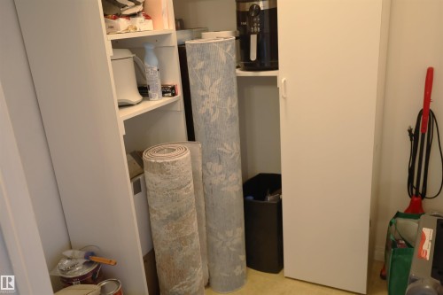 #415 12550 140 Av Nw, Edmonton, AB - Indoor