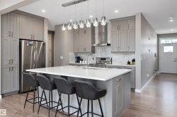 1619 201 Street NW Edmonton, AB T6M 0Y3