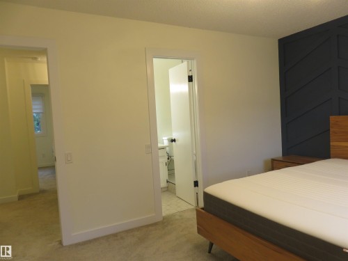 8065 178 Street Nw, Edmonton, AB - Indoor Photo Showing Bedroom