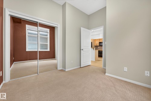 #304 9804 101 St Nw, Edmonton, AB - Indoor Photo Showing Other Room