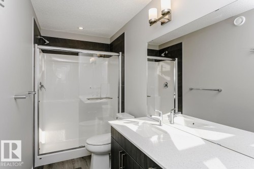 344 Hawthorn Way, Leduc, AB - Indoor Photo Showing Bathroom