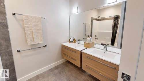 80 Ellison Court, Fort Saskatchewan, AB - Indoor Photo Showing Bathroom