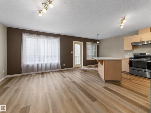 13003 101 Street Nw, Edmonton, AB - Indoor Photo Showing Kitchen