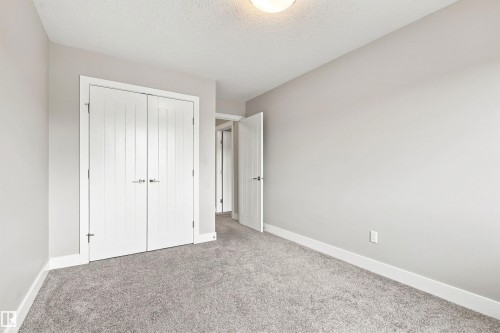 3741 Kidd Crescent Sw, Edmonton, AB - Indoor Photo Showing Other Room
