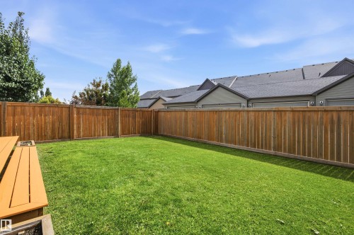 3741 Kidd Crescent Sw, Edmonton, AB - Outdoor With Backyard