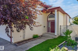 227 WYMAN Lane NW  Edmonton, AB T6T 1M9