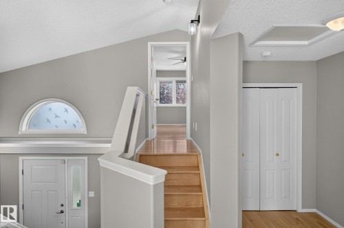 227 Wyman Lane Nw, Edmonton, AB - Indoor Photo Showing Other Room