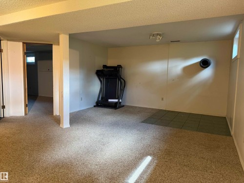 107 Mountain Ash Drive, Wetaskiwin, AB - Indoor