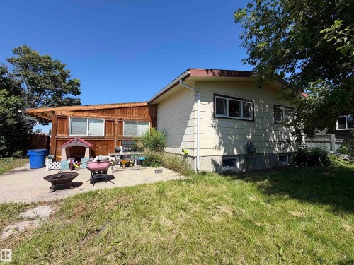 107 Mountain Ash Drive, Wetaskiwin, AB - Outdoor